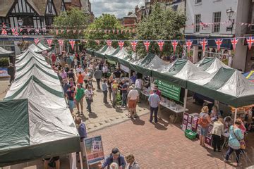 Nantwich On Market Day & Dagfields Antiques Centre