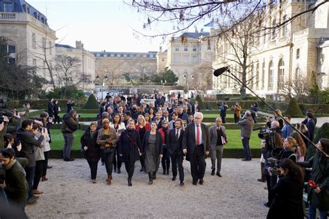 Maleek on Twitter RT Clemence Guette Arrivée des 150 députés