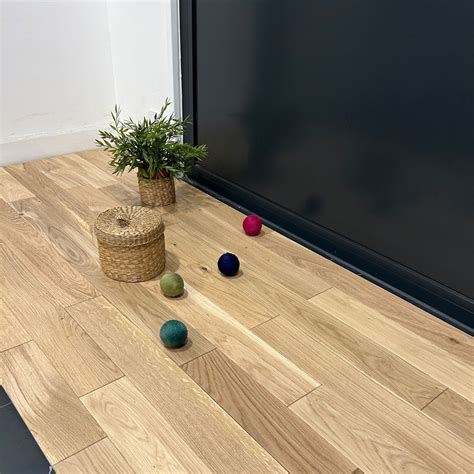 Parquet Massif Ch Ne Naturel Dublin Vernis Mat X Mm Parquet Vernis