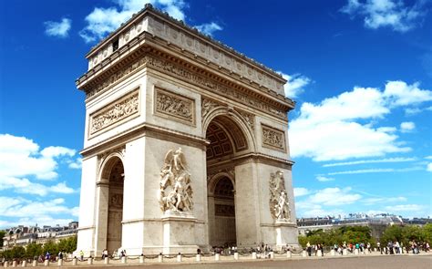 Arco del Triunfo visita obligada en París Opinión consejos guía y más