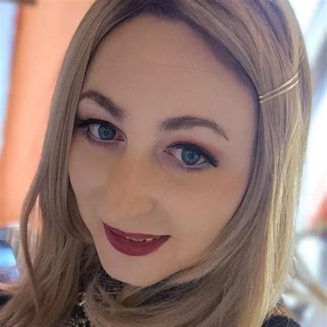 Sofia Is Coming Shemale Fishnet Amateur Porn Feat Sofia Deluxe XHamster