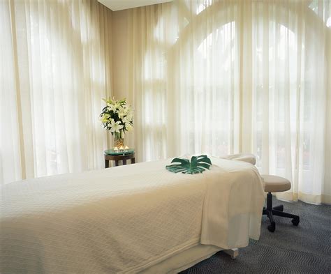 The Beverly Hills Hotel Spa | Discover Los Angeles