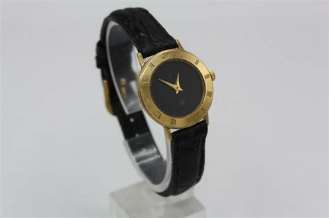 Vintage Authentic Gucci 3000l 18k Gold Plated Black Leather Quartz Ladies Watch Ebay