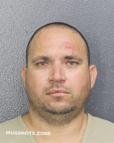 Marta Ricardo Manuel 05 07 2023 Broward County Mugshots Zone