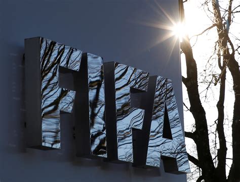 Fifa Signs Four Year Worldwide Partnership Deal With Saudi Aramco Reuters