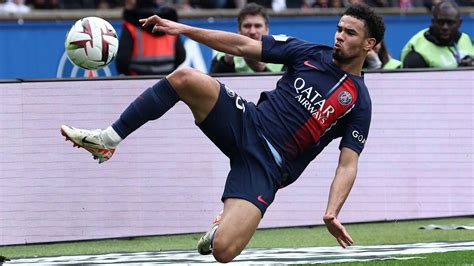 Psg Mbapp On The Bench And Navas In Goals Six Changes To Face Reims