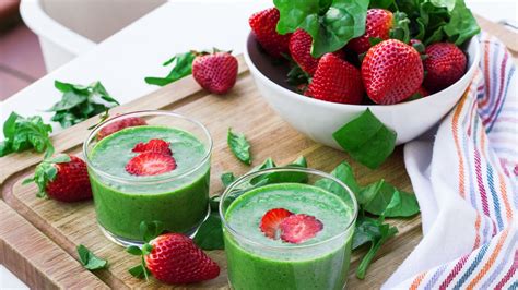 Strawberry And Spinach Super Smoothie Healthier Living 4 You