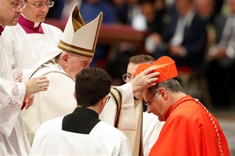 Ex bispo de São Carlos toma posse como cardeal em cerimônia no Vaticano