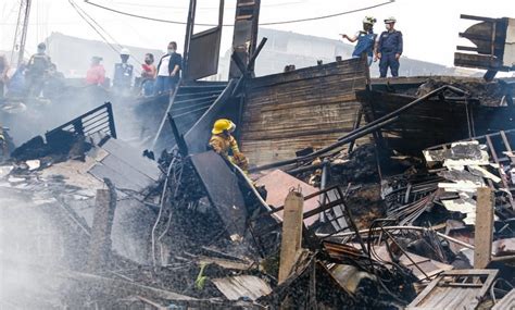 Fotos Y Video Incendio En Sector La Carrilera En Manizales Dejó 8