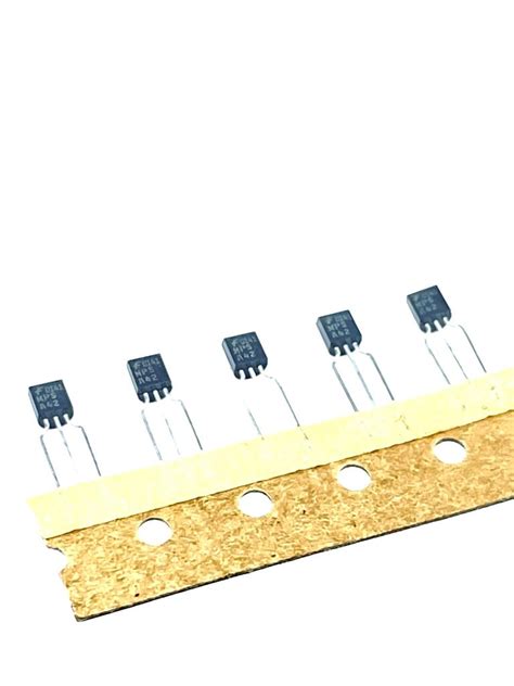 KIT 20 PEÇAS TRANSISTOR MPSA42 FAIRCHILD Gold News Eletrônica Ltda