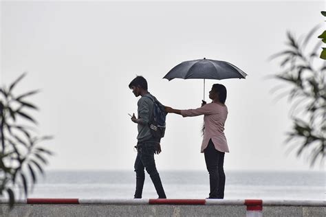 Rains Lash Parts Of Mumbai Monsoon Likely To Set In Today Imd