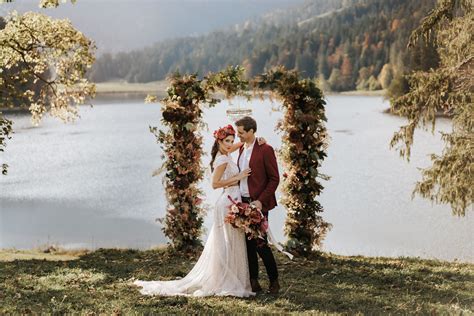 Swoon Worthy Autumn-Inspired Details for This Switzerland Wedding ...