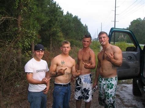 Chav Lads Horny Lads For A Roadside Stop