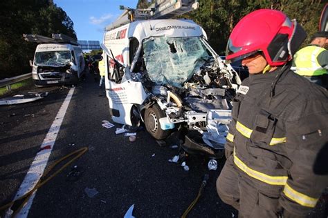 Tres heridos en un accidente con varios vehículos implicados en la A 55