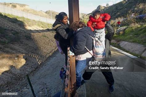 Climbing Border Wall Photos And Premium High Res Pictures Getty Images