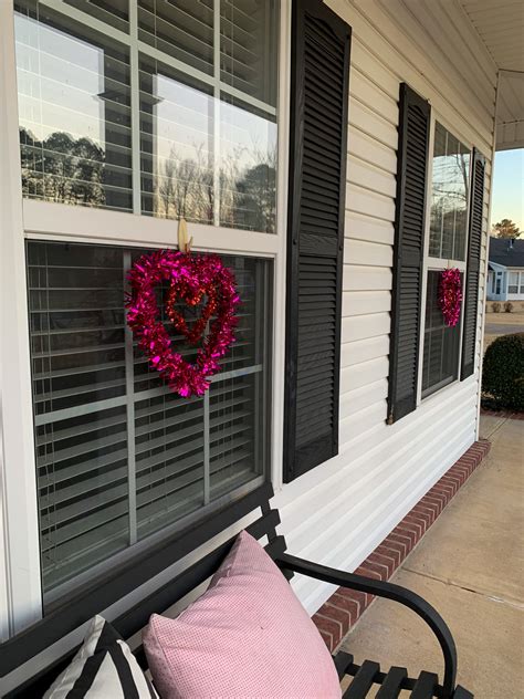 Lively Valentine S Day Porch Decor To Inspire You