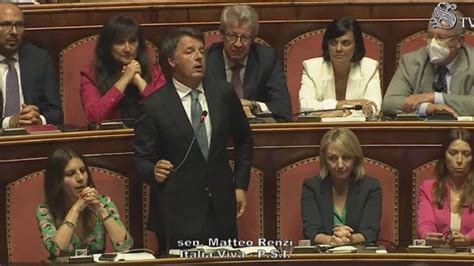 Siparietto Al Senato Tra Renzi A La Russa Che Urla Al Leader Di Italia