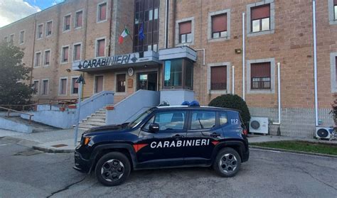 Droga Blitz In Una Casa Di Spaccio Carabinieri Denunciano Pusher