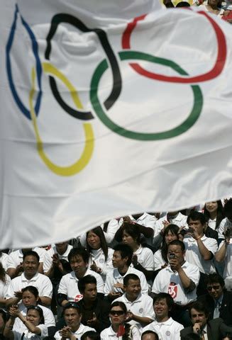 Beijing Receives Olympic Flame