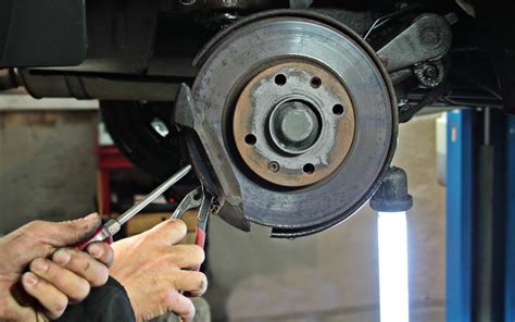 What Causes A Brake Rotor To Warp