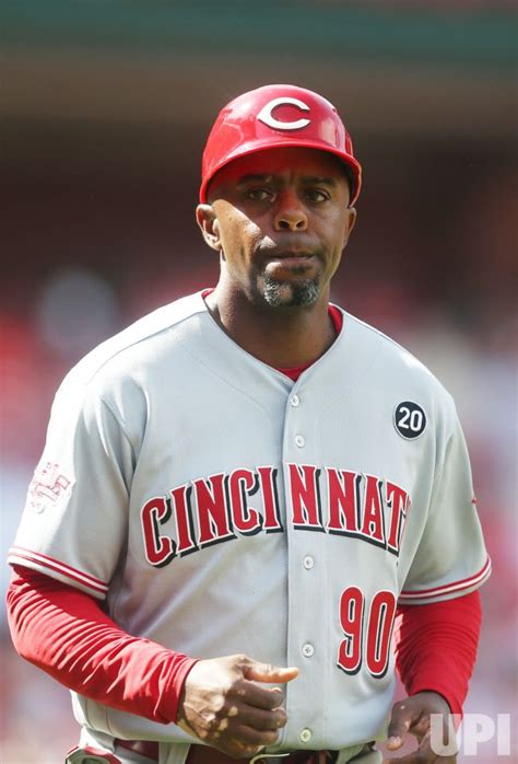 Photo: Cincinnati Reds coach Delino DeShields - SLP2019042712 - UPI.com