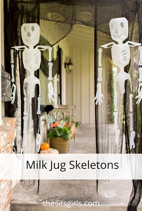 Milk Jug Skeletons | Easy DIY Halloween Decoration | DIY Skeleton Decor