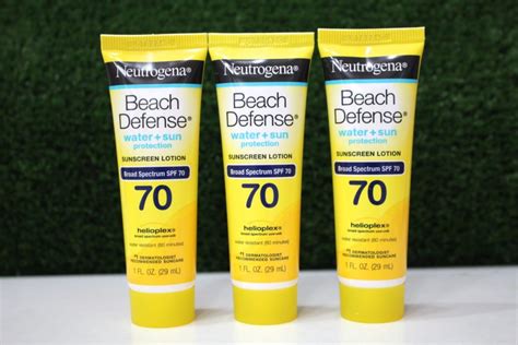 Kem chống nắng Neutrogena Beach Defense SPF 70 88ml Vàng