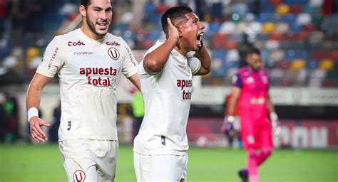 Edison Flores volvió al gol en la victoria de Universitario ante Carlos