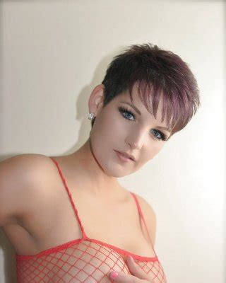 Busty Escort Hannah Brookes Porn Pictures Xxx Photos Sex Images Pictoa