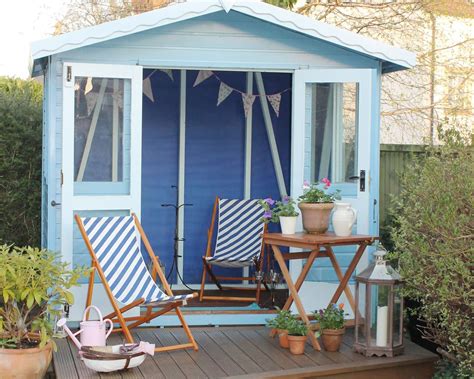 13 striking shed paint ideas for a speedy garden update | Real Homes