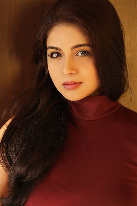 Wallpaper World Sakshi Pradhan Hot Photos