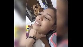 Estoy de vacaciones con esta morena de años le encanta la polla es de Nueva York XVIDEOS