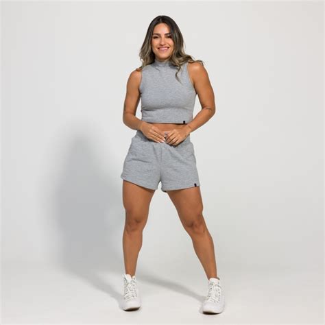 Cropped Luiza em Moletim Gola Rolê Físico Fitness