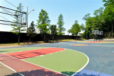 Nyc Parks Upgrades Fordham Landing Basketball Courts With New