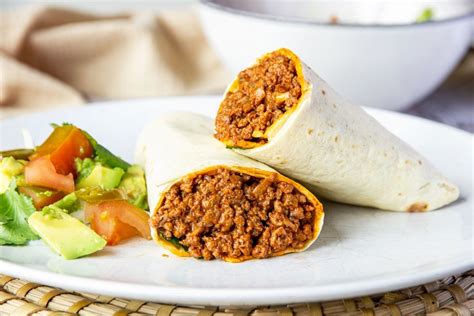 Burritos mexicanos de carne picada cómo hacerlos fáciles en casa