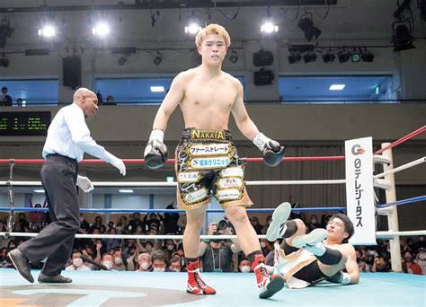 八王子中屋ジム 佐々木選手が新王者 タイトル戦 116秒ko勝ち 八王子 タウンニュース