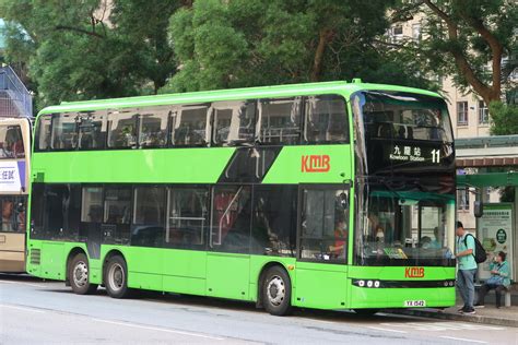 KMB YX 1542 BED12 On Route 11 Is Loading At Lung Poon Co Flickr