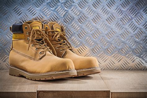 Guide To Steel Toe Vs Composite Toe Boots Drews Boots