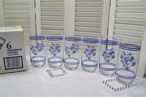 Vintage Pfaltzgraff Yorktowne Glass Tumbler Set Of Large Coolers Ice