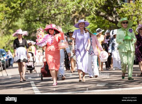 Easter parade hi-res stock photography and images - Alamy