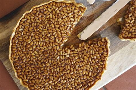 Delicious Honey And Pine Nut Tart Recipe