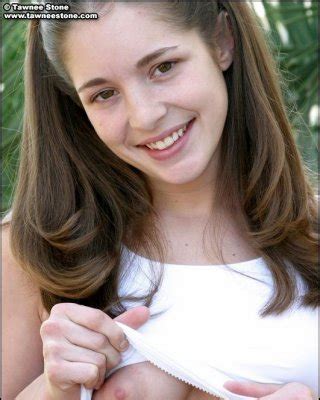 Tawnee Stone Shows Her Hot Tits Porn Pictures XXX Photos Sex Images