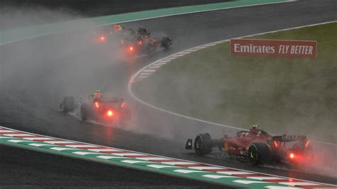 Se Decreta La Bandera Roja En Suzuka Tras El Abandono De Sainz Por