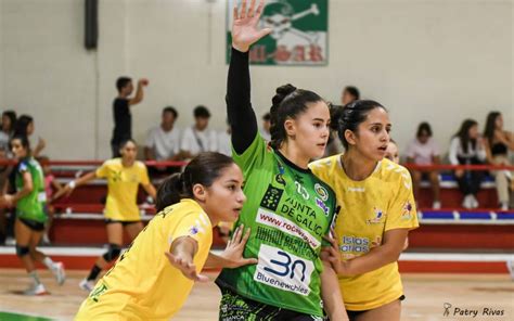 Noelia Solla Ficha Por El Atticgo Balonmano Elche Club Balonmano Elche