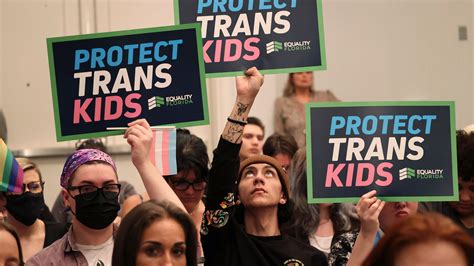 Judge Sides With Families Fighting Floridas Ban On Gender Care For