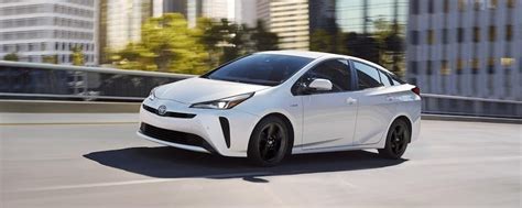 2020 Toyota Prius MPG Ratings | Gas Mileage | Santa Cruz Toyota