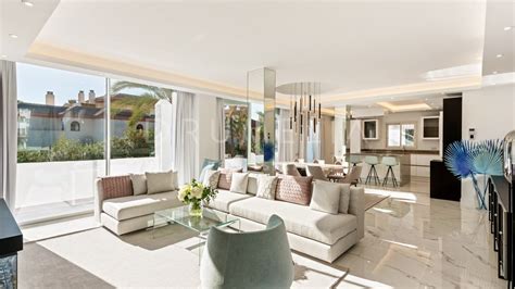 Modern Penthouse For Sale In Alcazaba Marbella Puerto Banus