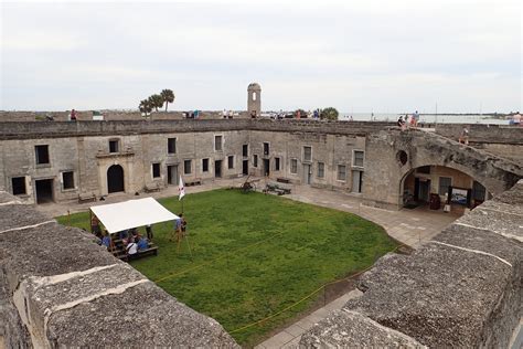 Visiting Castillo De San Marcos In St Augustine Florida Deviating