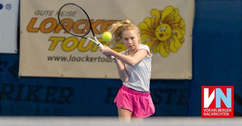 Tennis Laura Fuchs und Joel Schwärzler mit meisterlichen Auftritten im