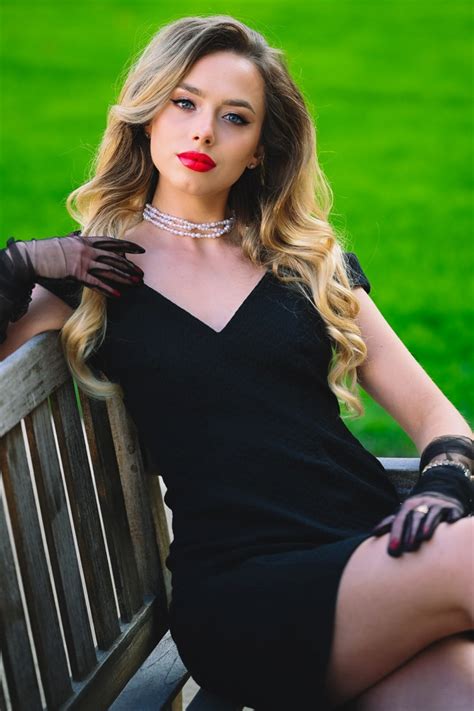 Wonderful Nataly 25 Y O From Kiev With Blonde Hair ID 902674 LadaDate